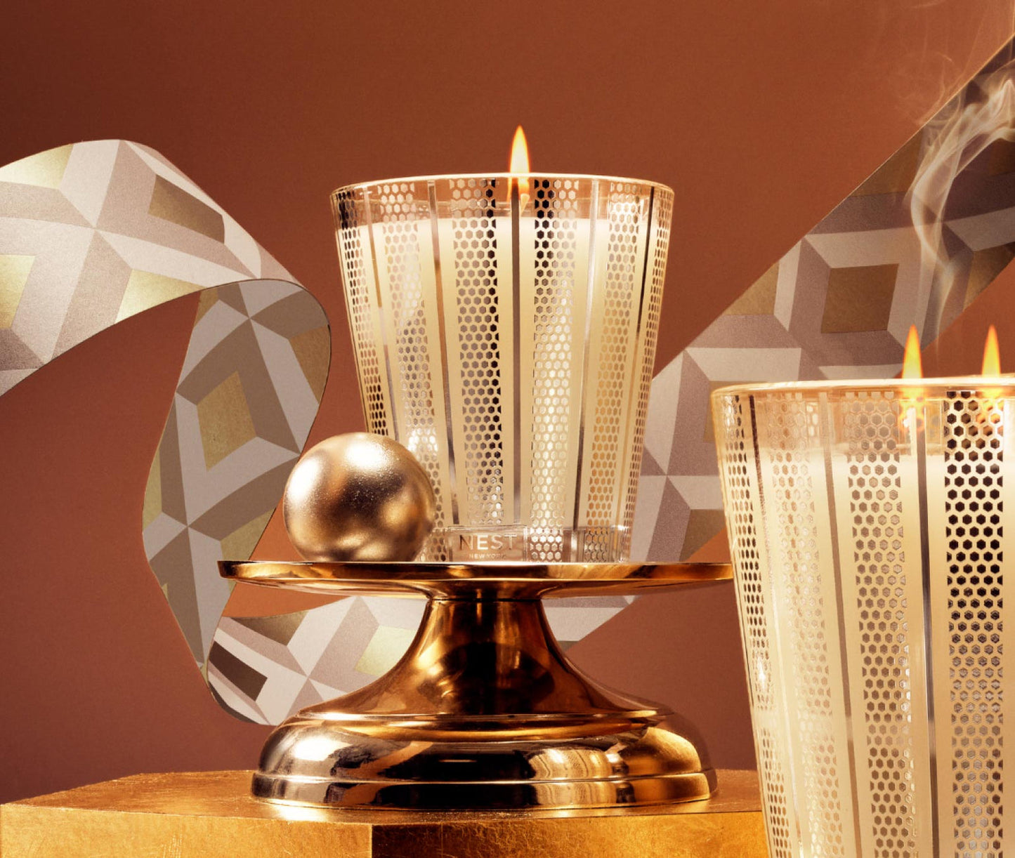 Nest Amber and Incense Classic Candle 8.1 oz