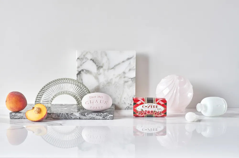 Claus Porto Chypre Cedar Poinsettia Soap