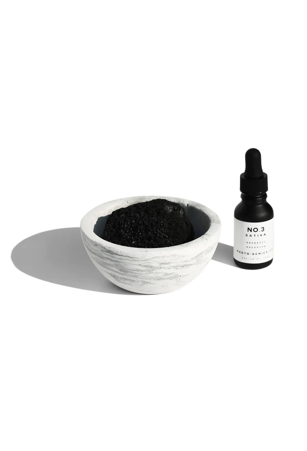 Photo/Genics + Co #3 Sativa Lava Rock
