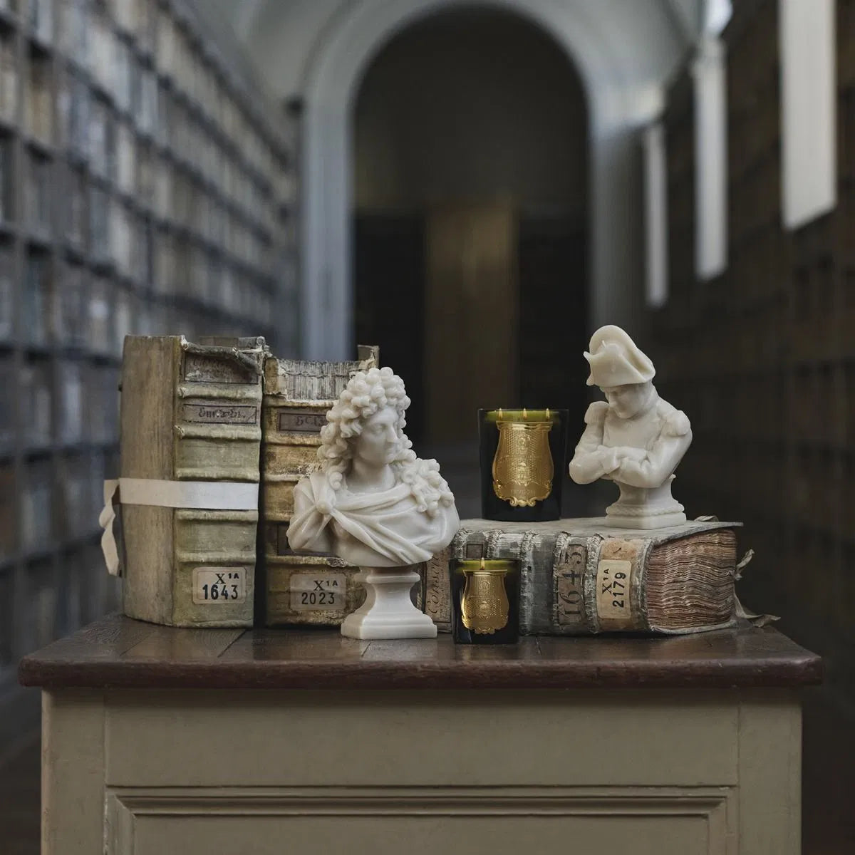 Cire Trudon Bust Louis XIV Stone