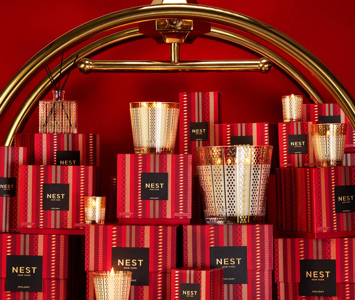 Nest Holiday Grand Candle