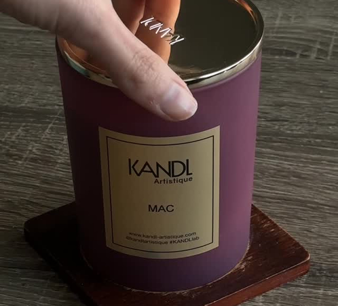 Kandl-Artistique Semi-Custom Candle