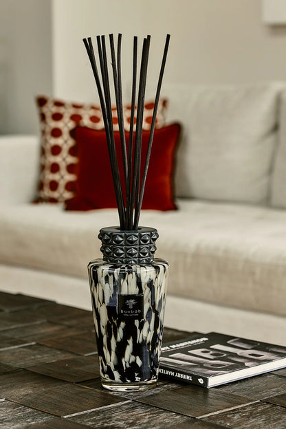 Baobab Black Pearl Totem Diffuser